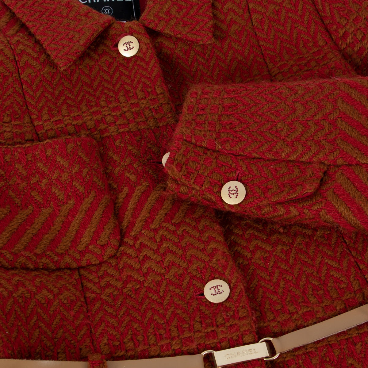 Chanel Herfst 2000 Rood/Beige Gevoerde Chevron Tweed Jasje - Maat FR40