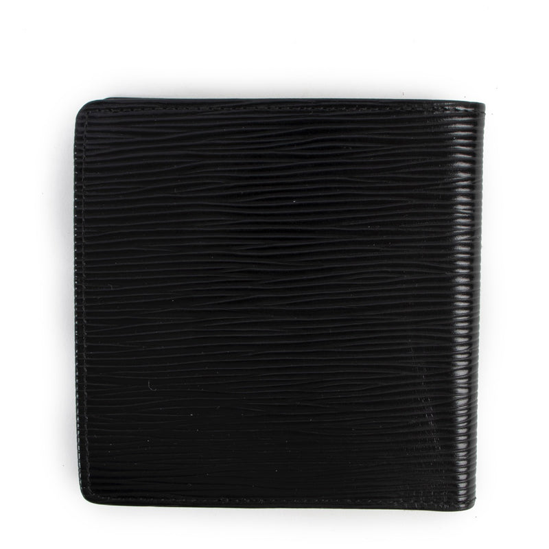 Shop safe online at Labellov in Antwerp this 100% authentic second hand Louis Vuitton Black Epi Leather Flap Wallet