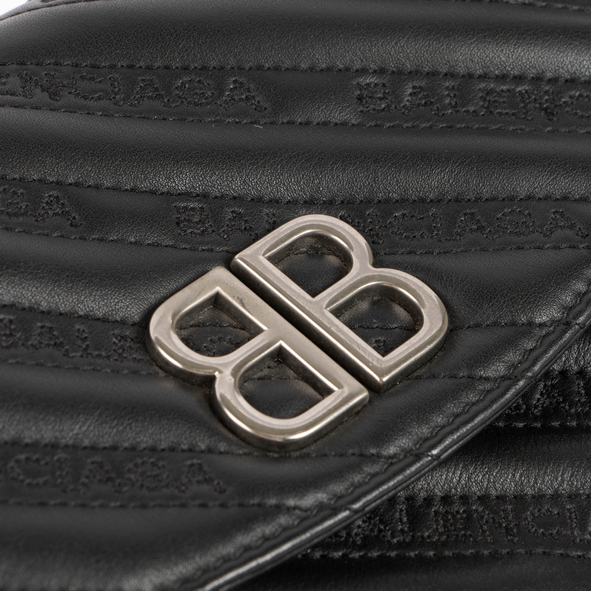 Balenciaga Black BB Round Small Chain Bag