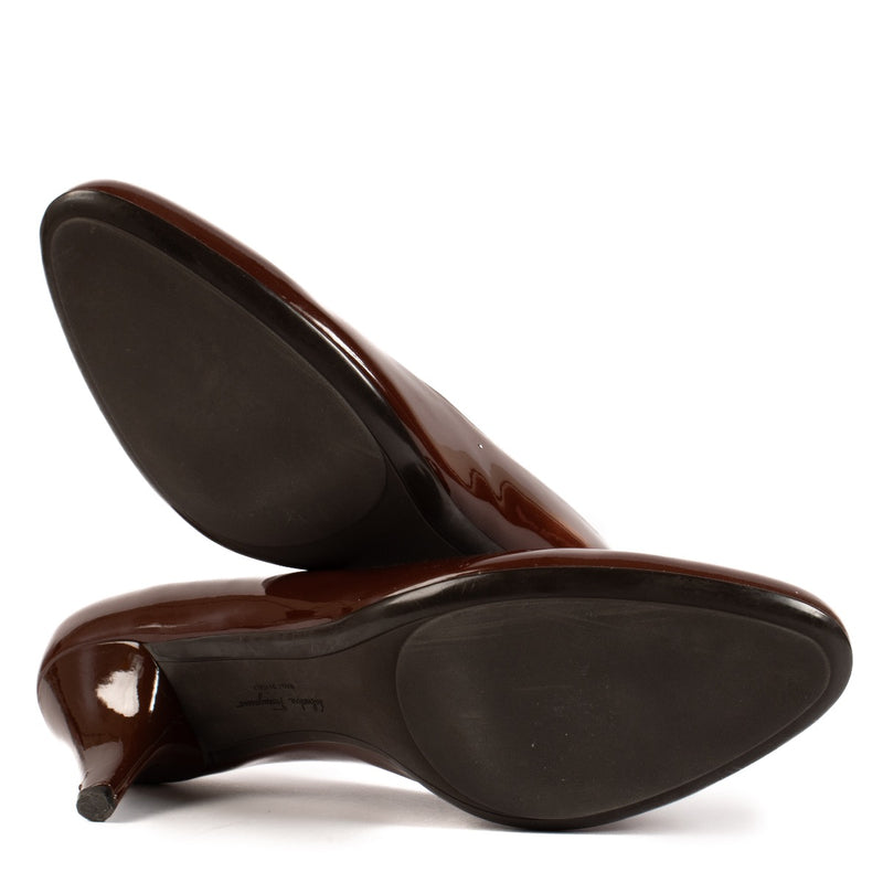 shop 100% authentic second hand Salvatore Ferragamo Red Patent Heels - Size 39 on Labellov.com