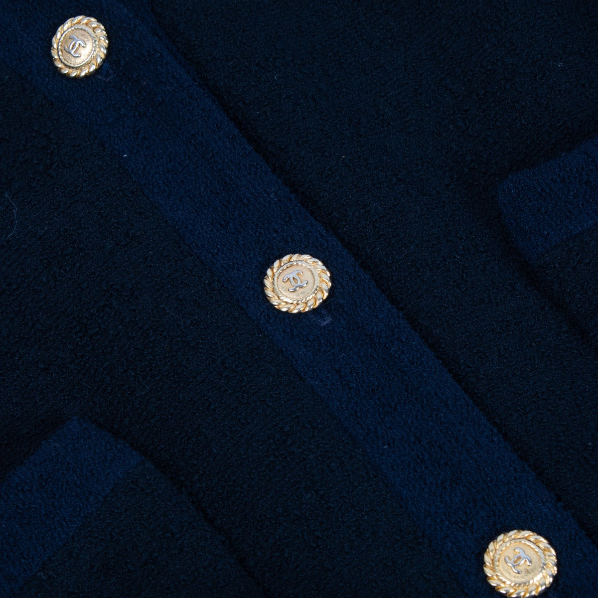 Authentic second hand Chanel Black Blazer on Labellov.com