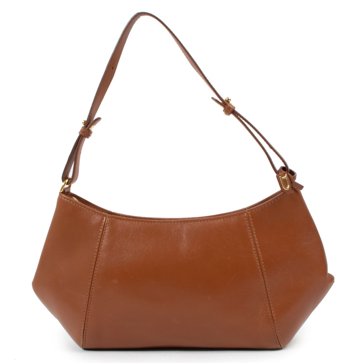 Shop safe online at Labellov in Antwerp this 100% authentic second hand Delvaux Camel Leather Désir Shoulder Bag