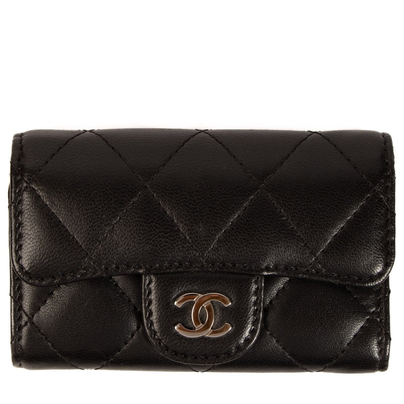 Shop 100% authentic second-hand Chanel Black Quilted 6 Key Holder on Labellov.com