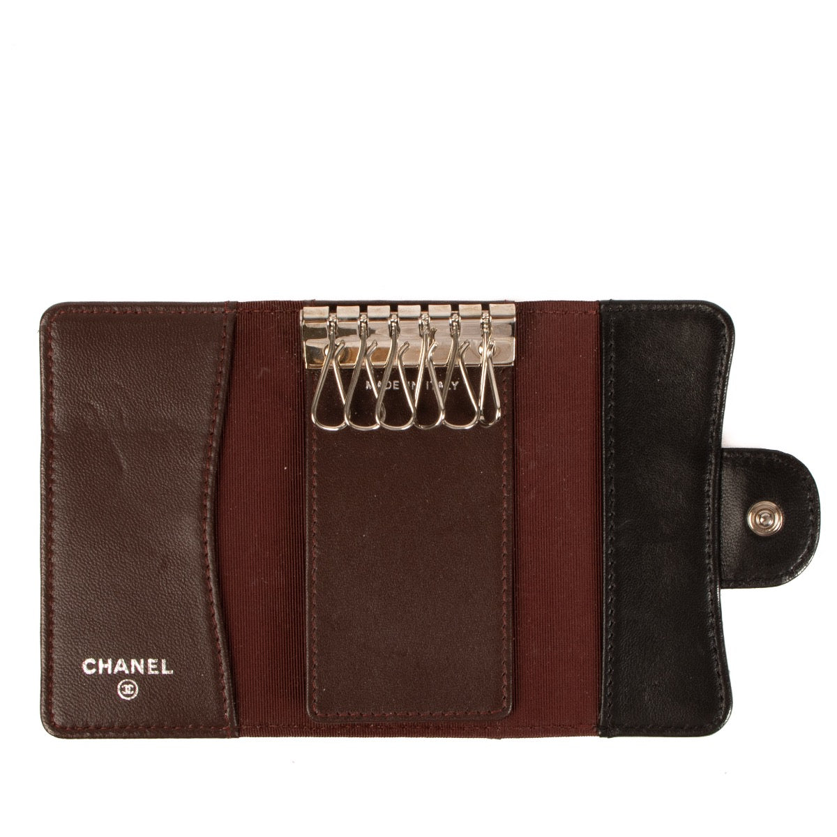 Shop 100% authentic second-hand Chanel Black Quilted 6 Key Holder on Labellov.com