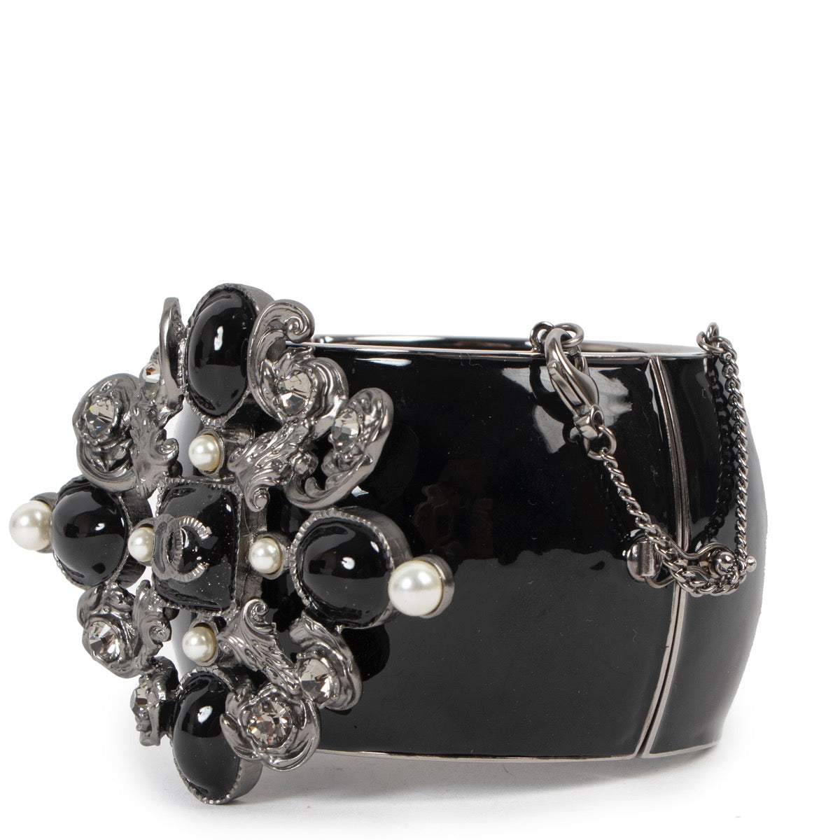 Buy an authentic second hand Chanel Vintage Black Manchette Rhinestones Bracelet in very good condition at Labellov