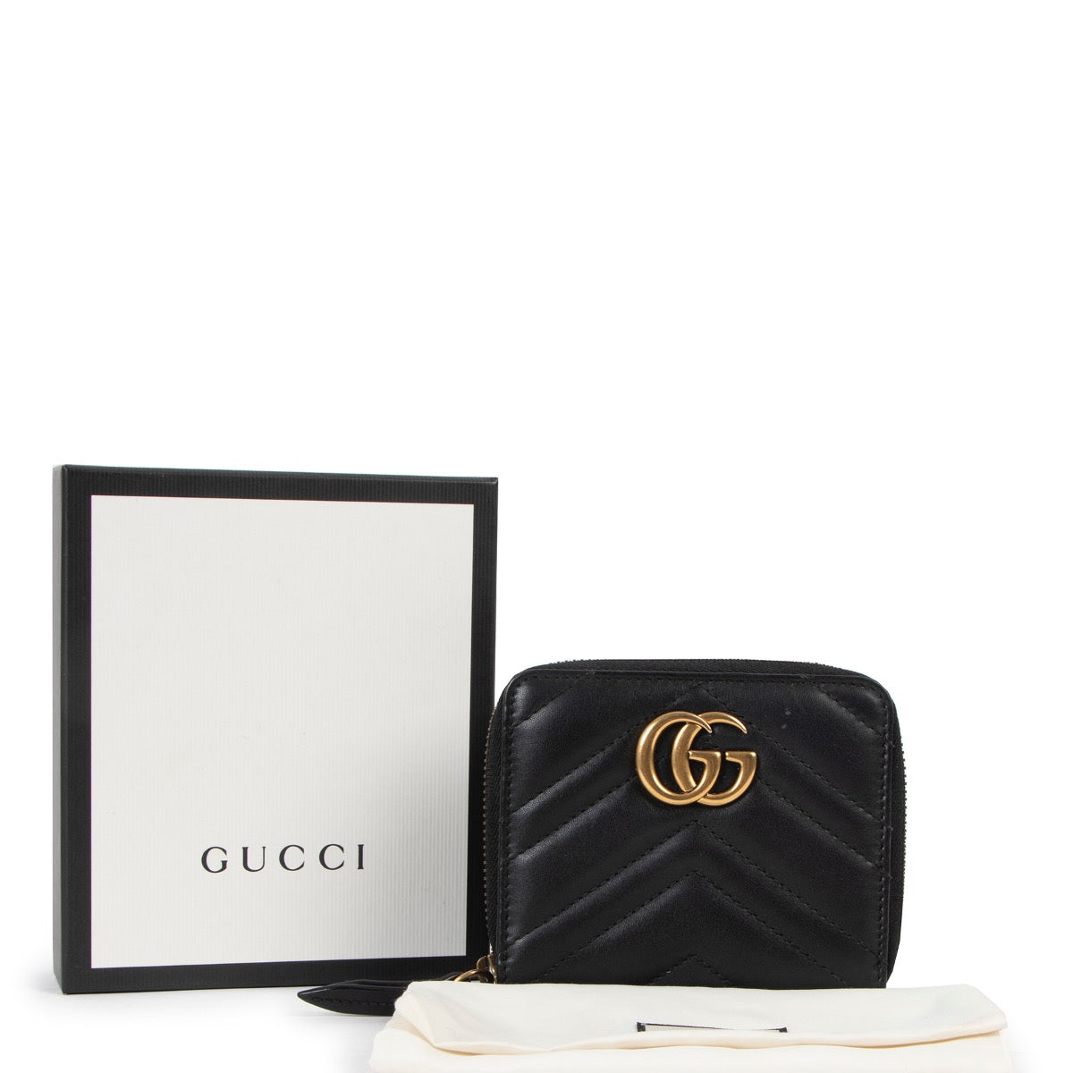 Shop safe online at Labellov in Antwerp this 100% authentic second hand Gucci Black Quilted Leather Square Marmont Wallet