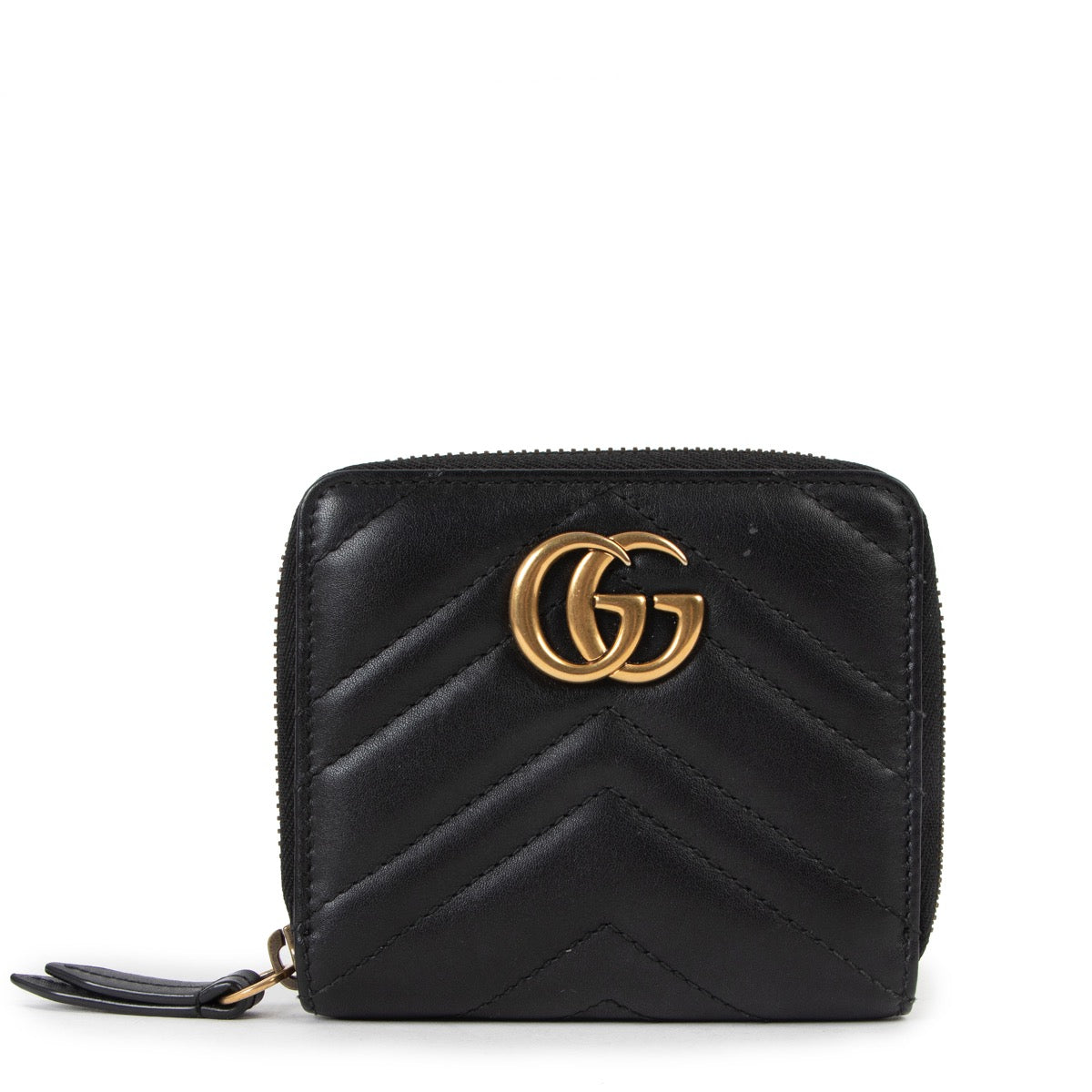 Shop safe online at Labellov in Antwerp this 100% authentic second hand Gucci Black Quilted Leather Square Marmont Wallet