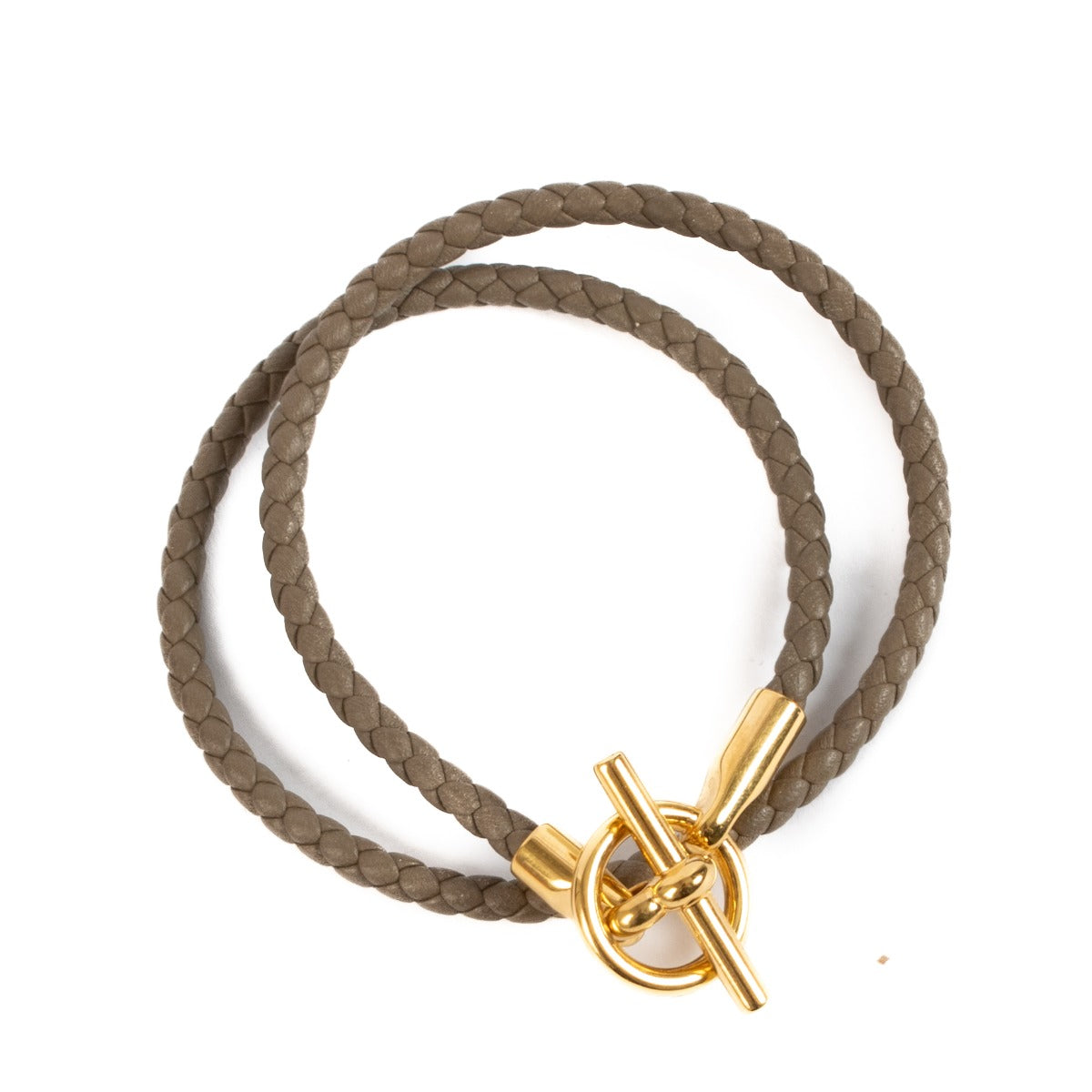 Shop safe online at Labellov in Antwerp, Brussels and Knokke this 100% authentic second hand Hermès Étoupe Glenan Double Tour Bracelet
