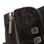 Shop safe online at Labellov in Antwerp, Brussels and Knokke these 100% authentic second hand Chanel Black Nubuck Ankle Boots - size 38