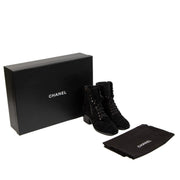 Shop safe online at Labellov in Antwerp, Brussels and Knokke these 100% authentic second hand Chanel Black Nubuck Ankle Boots - size 38