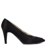 Authentieke Tweedehands Chanel Black Beaded Satin Pointy Pumps - size 37,5 juiste prijs veilig online shoppen luxe merken webshop winkelen Antwerpen België mode fashion