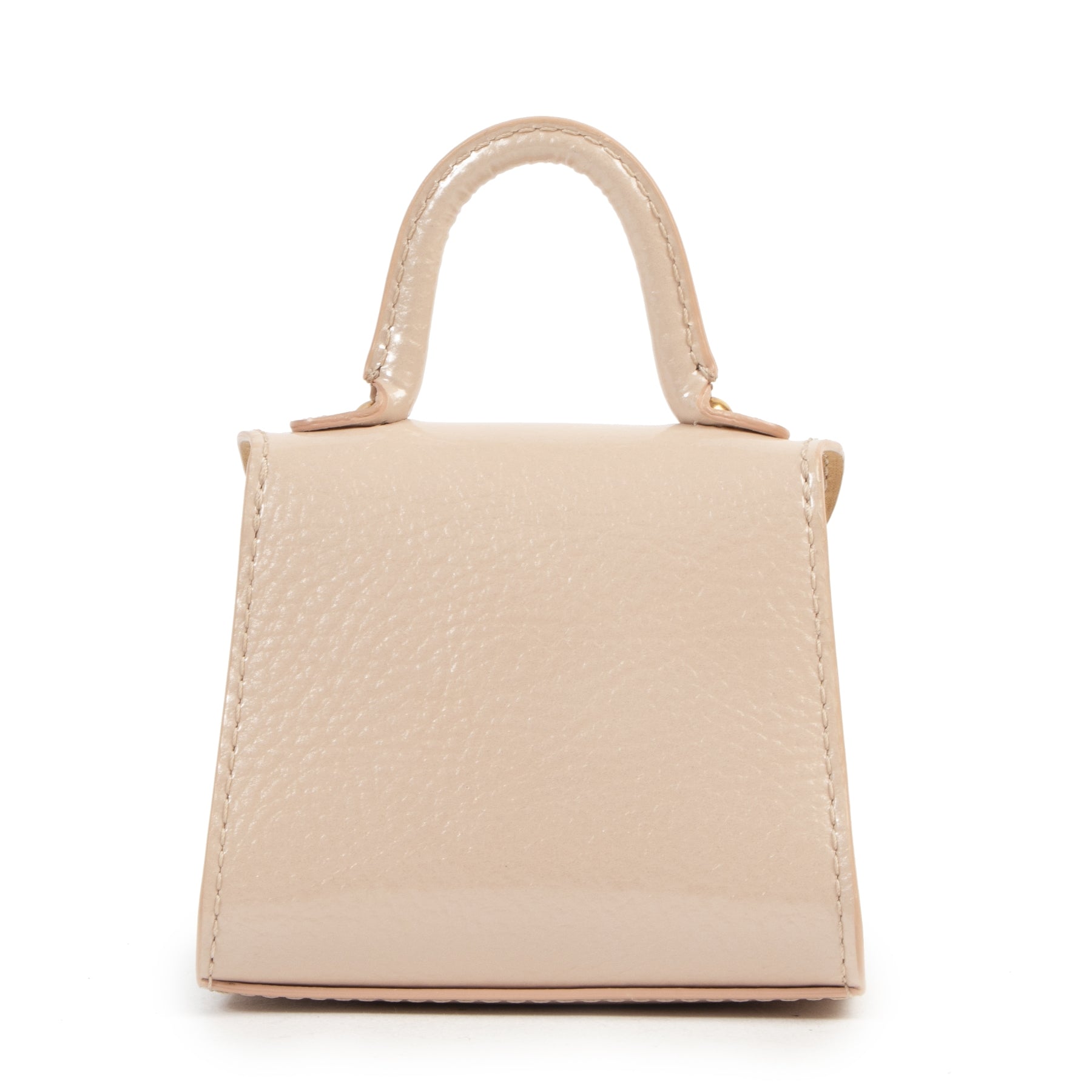Buy this authentic second-hand vintage Delvaux Limited Edition Pink Patent Leather Les Miniatures at online webshop LabelLOV. Safe and secure shopping. Koop deze authentieke tweedehands vintage Delvaux Limited Edition Pink Patent Leather Les Miniatures