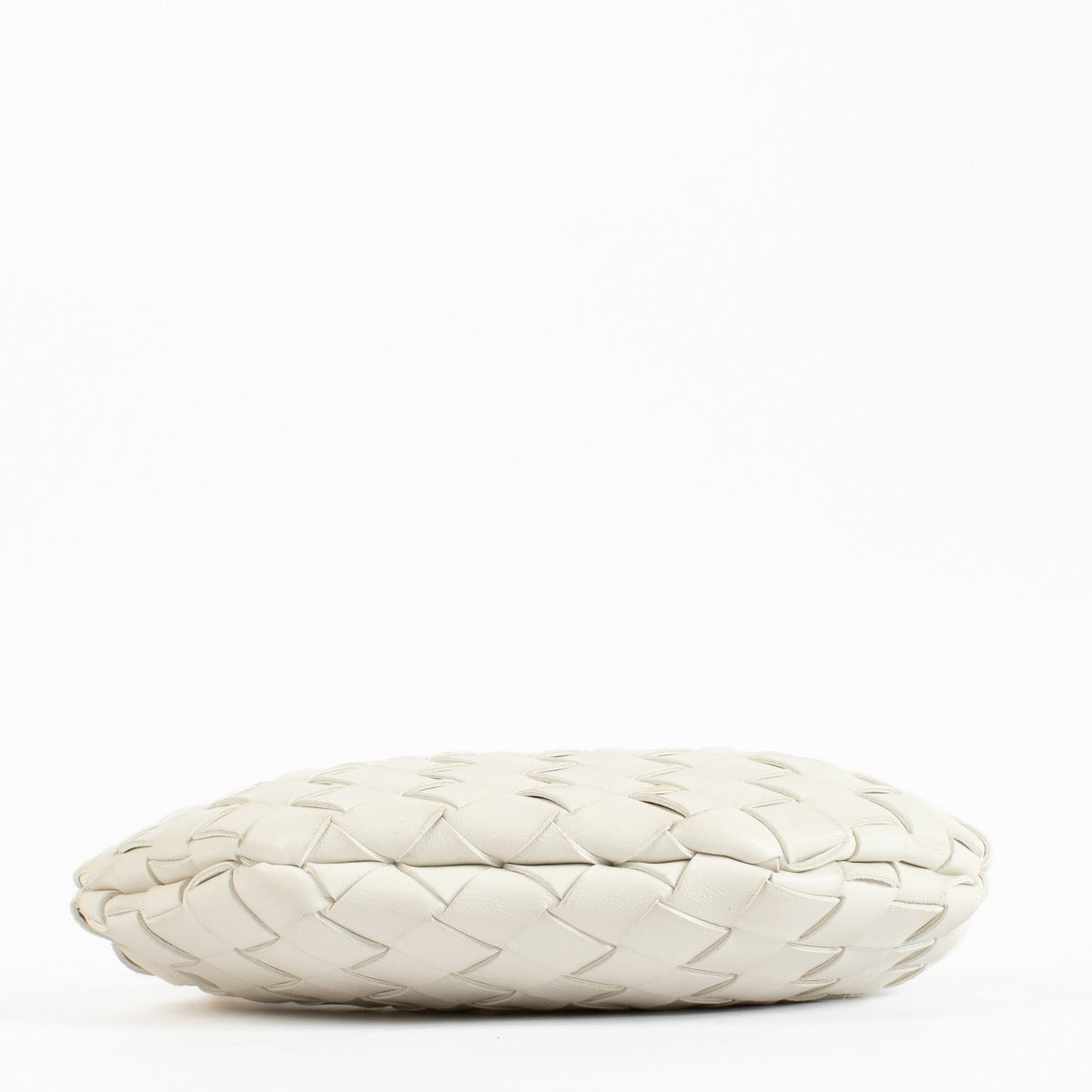 Authentic pre-loved Bottega Veneta White Baby Sardine Bag on Labellov.com