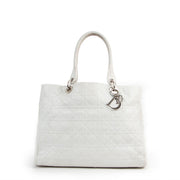 Shop safe online at Labellov in Antwerp this 100% authentic second hand Christian Dior White Lady Dior Soft Tote Shoulder Bag