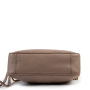 Get this Gucci Dust Pink GG Marmont Crossbody at Labellov for a reasonable price online or in store.