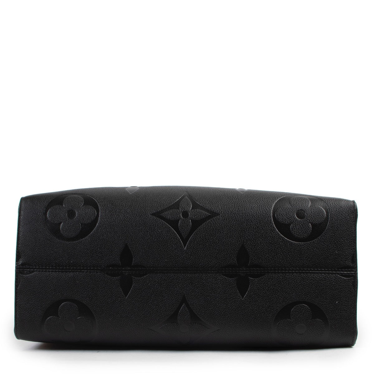 Shop safe online 100% authentic second hand Louis Vuitton Black Monogram Empreinte Onthego GM Top Handle in very good condition at the right price at Labellov in Antwerp.