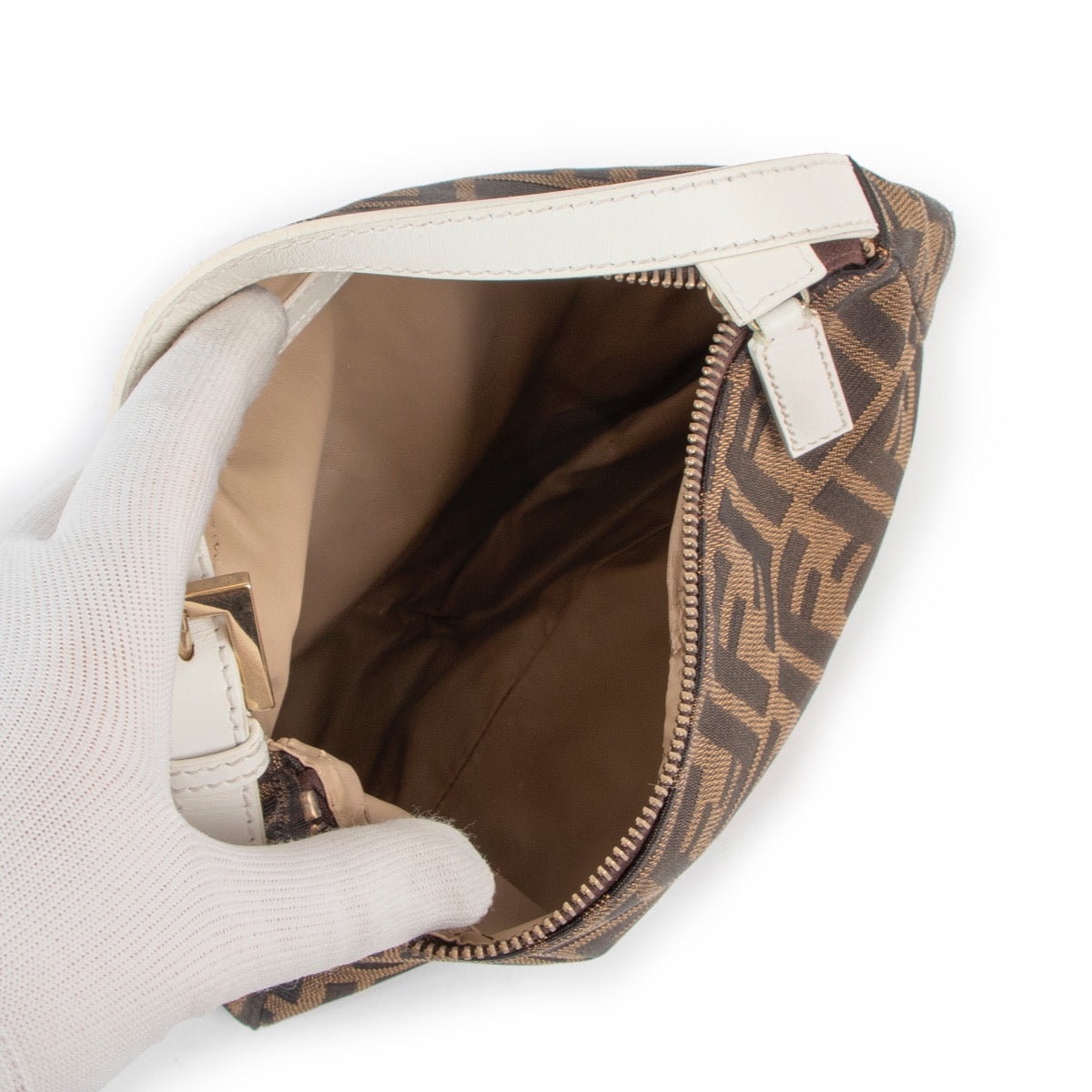 Shop safe online at Labellov in Antwerp this 100% authentic second hand Fendi Zucca Canvas Top Handle