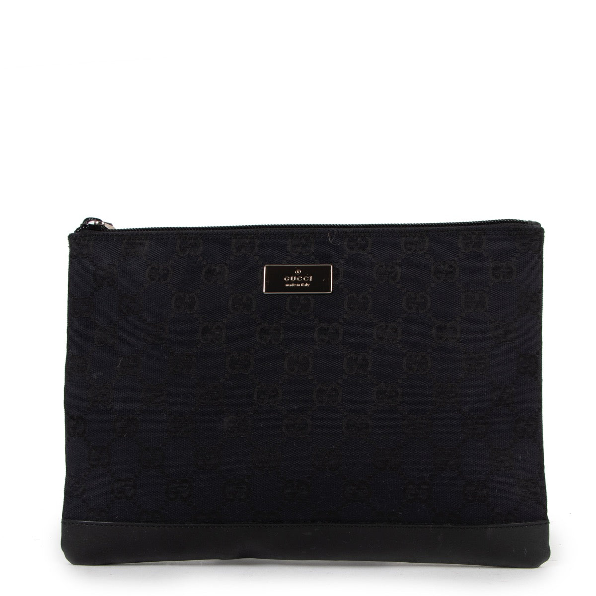 Shop safe online at Labellov in Antwerp this 100% authentic second hand Gucci Black Monogram Canvas Enveloppe Clutch