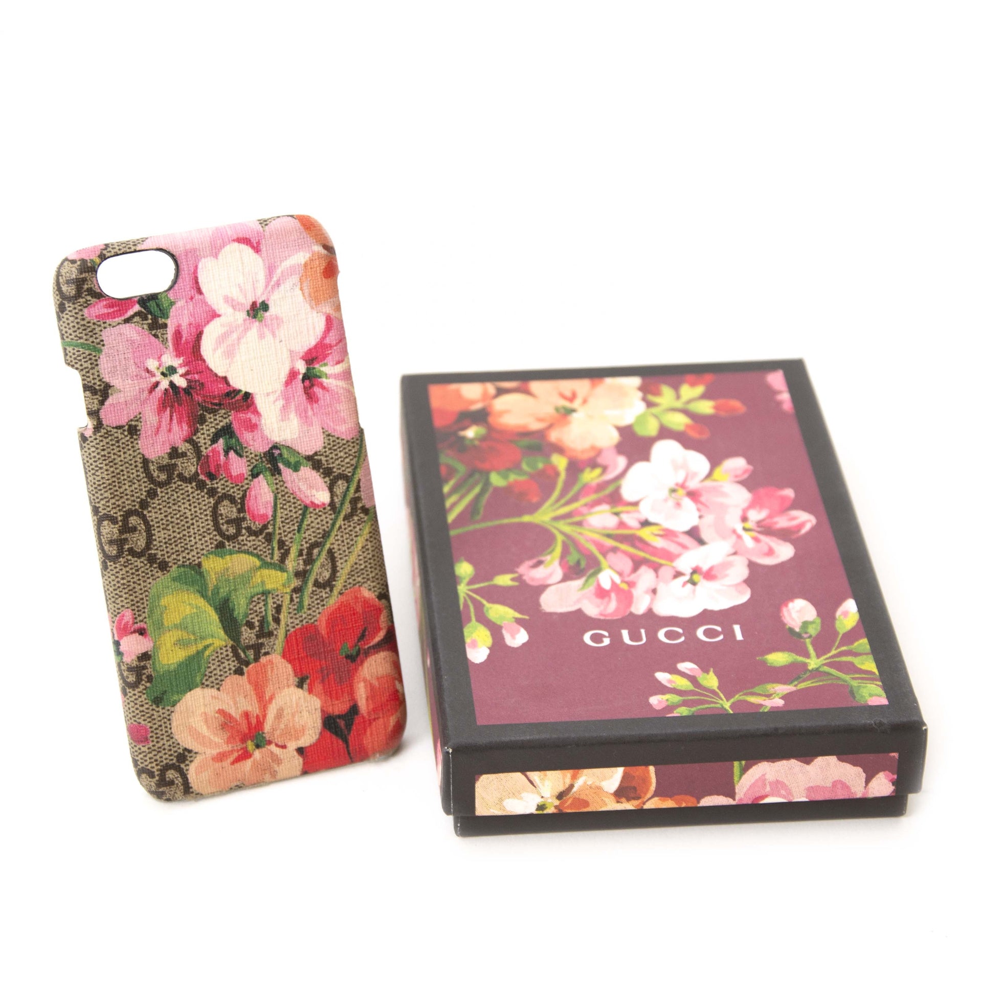 Gucci Monogram iPhone 6 Supreme Case Buy secondhand Gucci iphone cases at Labellov. Safe online shopping at a fair price. Koop tweedehands Gucci iphone hoesjes bij Labellov. Veilig online winkelen voor een eerlijke prijs.