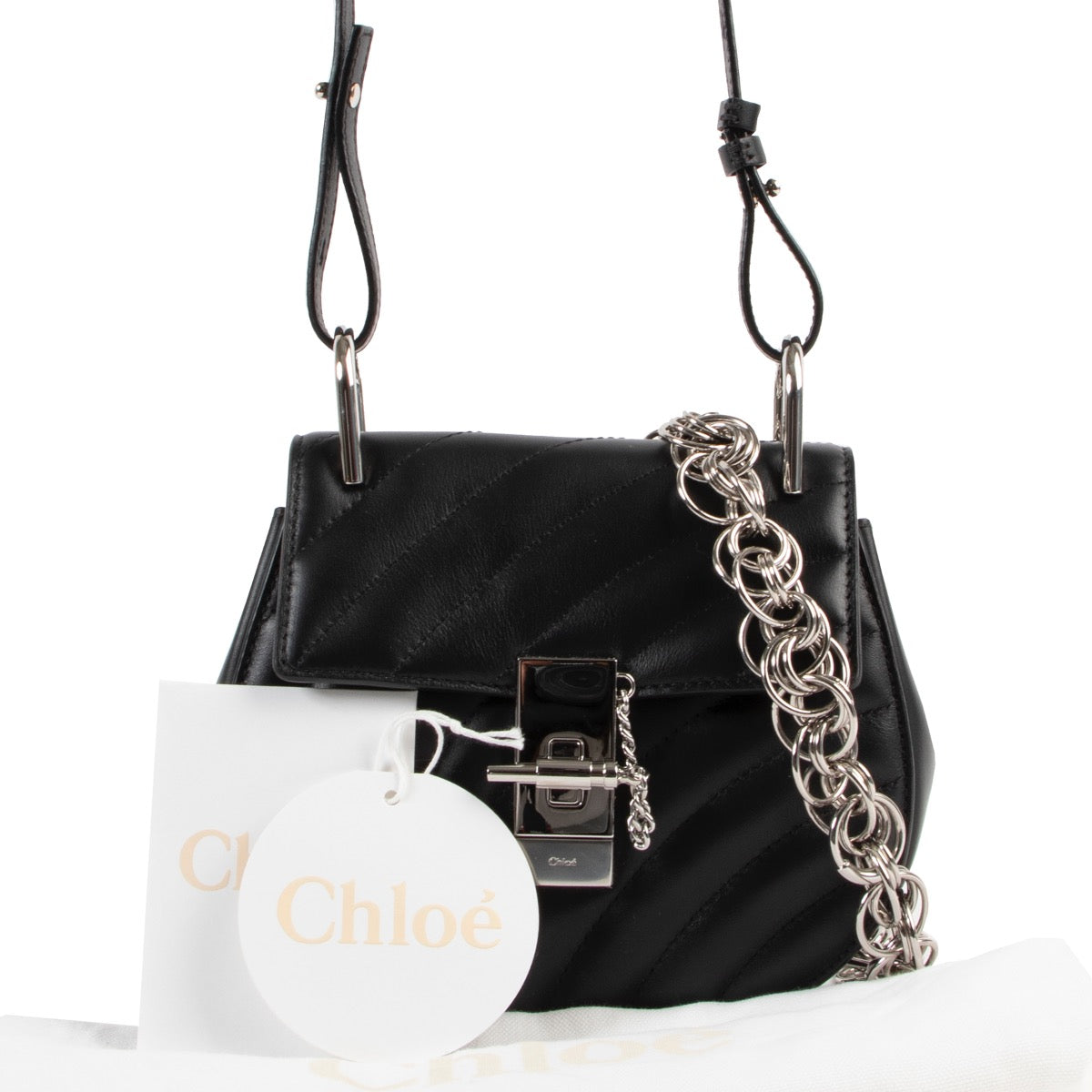 Shop safe online at labellov in Antwerp this 100% authentic second hand Chloé Black Drew Bijoux Crossbody