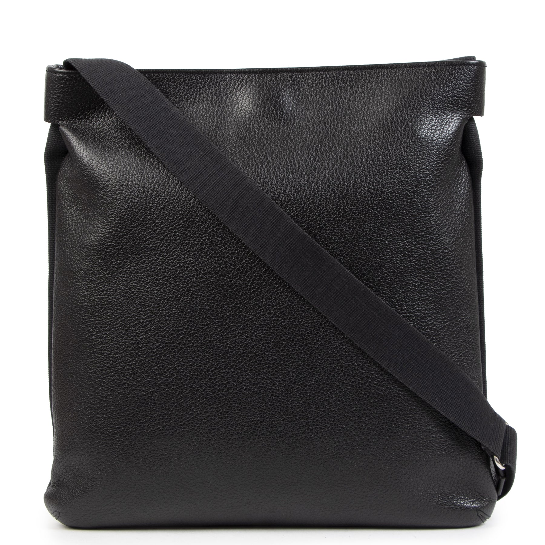 Authentic secondhand Delvaux Black Crossbody Messenger Bag designer bags shoes accessories clothing luxury vintage webshop safe secure online shopping worldwide shipping