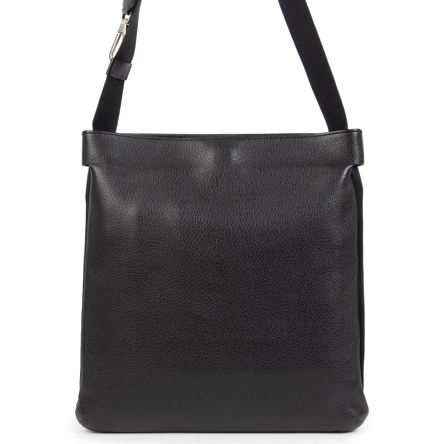 Authentic secondhand Delvaux Black Crossbody Messenger Bag designer bags shoes accessories clothing luxury vintage webshop safe secure online shopping worldwide shipping