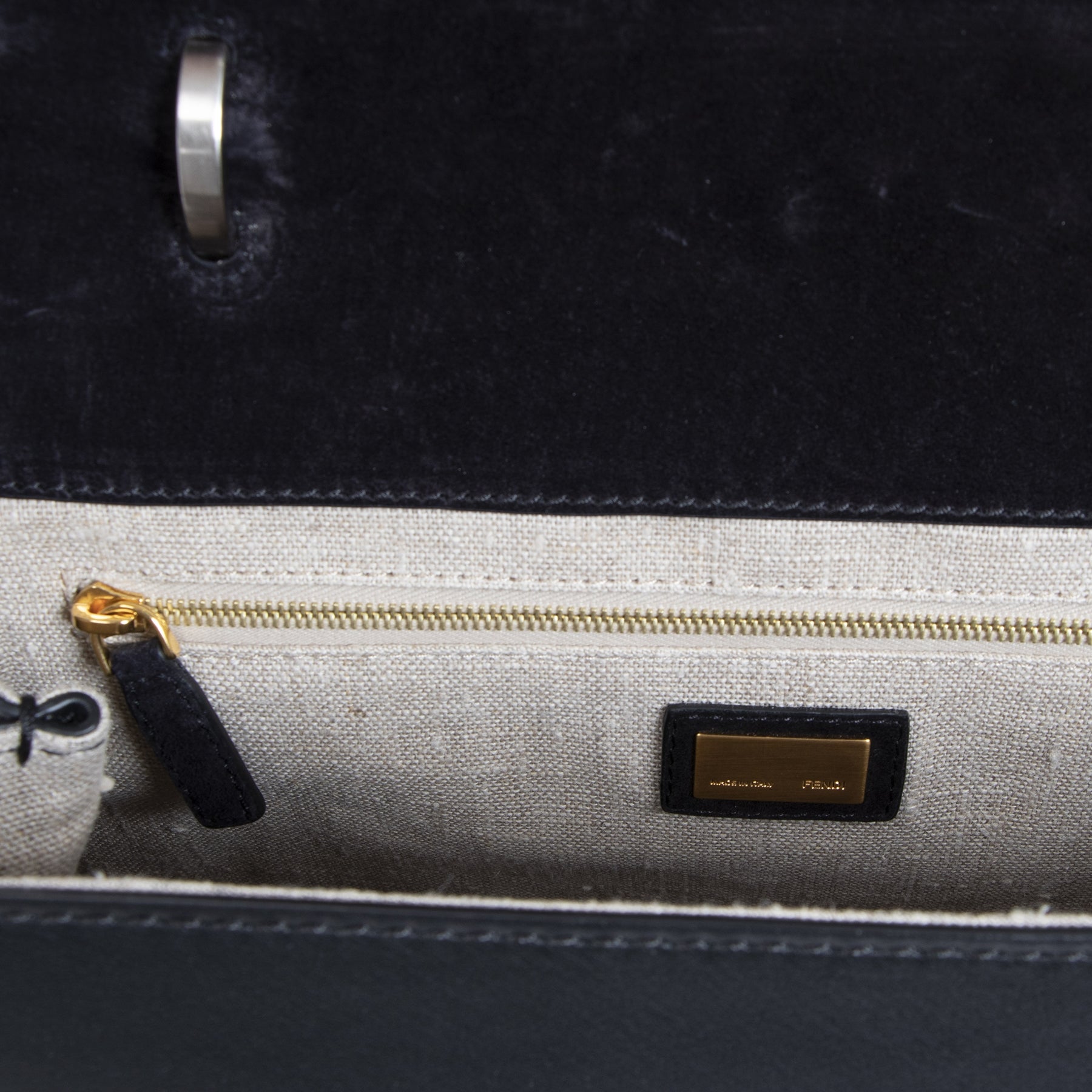 Authentic Fendi Silvana Python Top Handle Bag d'occasion en toute sécurité LabelLOV boutique en ligne marque de lux LabelLOV Anvers Belgique