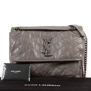 Veilig online kopen van authentieke Saint Laurent grijze Niki Medium handtas.