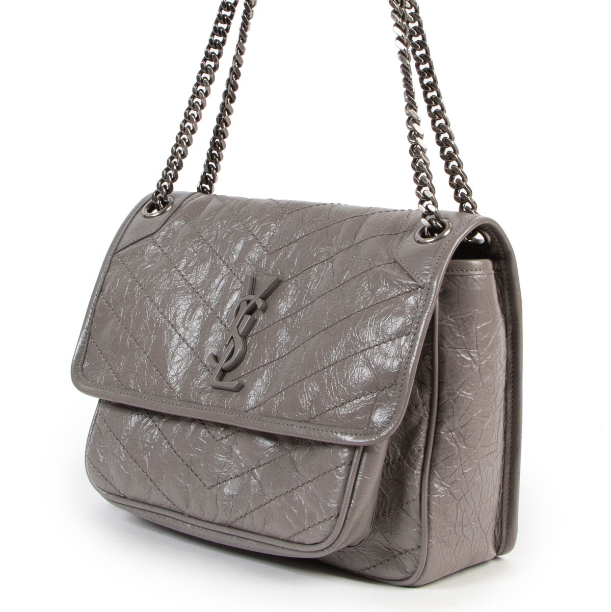 Achetez en ligne en toute sécurité ce sac gris Saint Laurent Niki Medium.