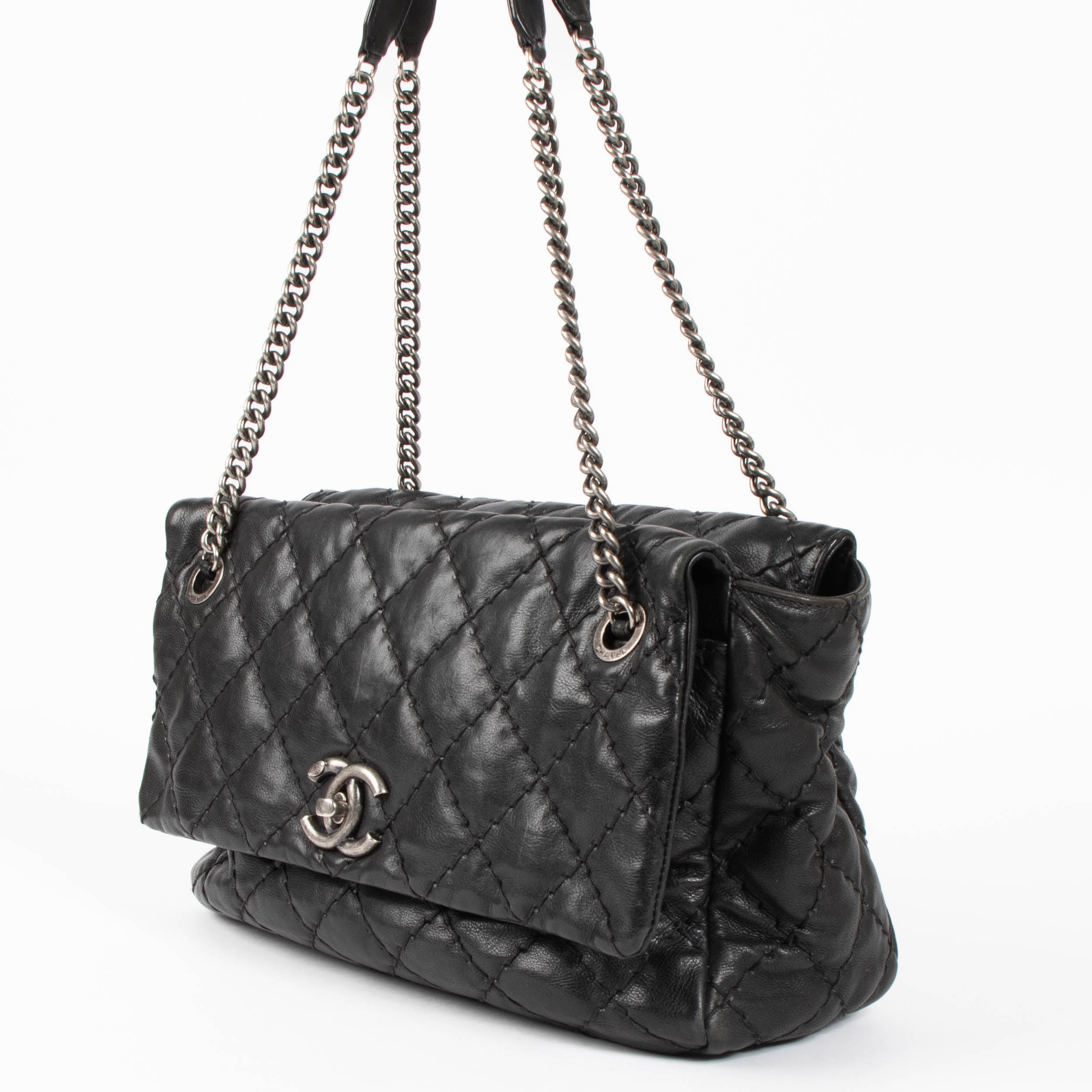 Chanel Black Ultimate Stitch Top Zip Flap Bag – Labellov