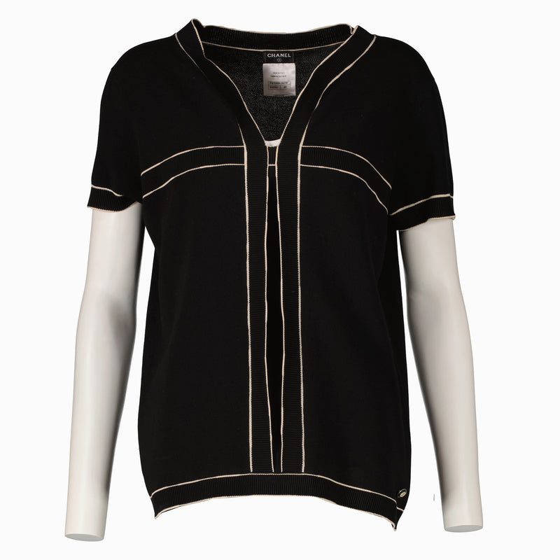 Shop this authentic Chanel Ribbed Knit Coco Mark Short Sleeve Top pre-loved on Labellov.com 