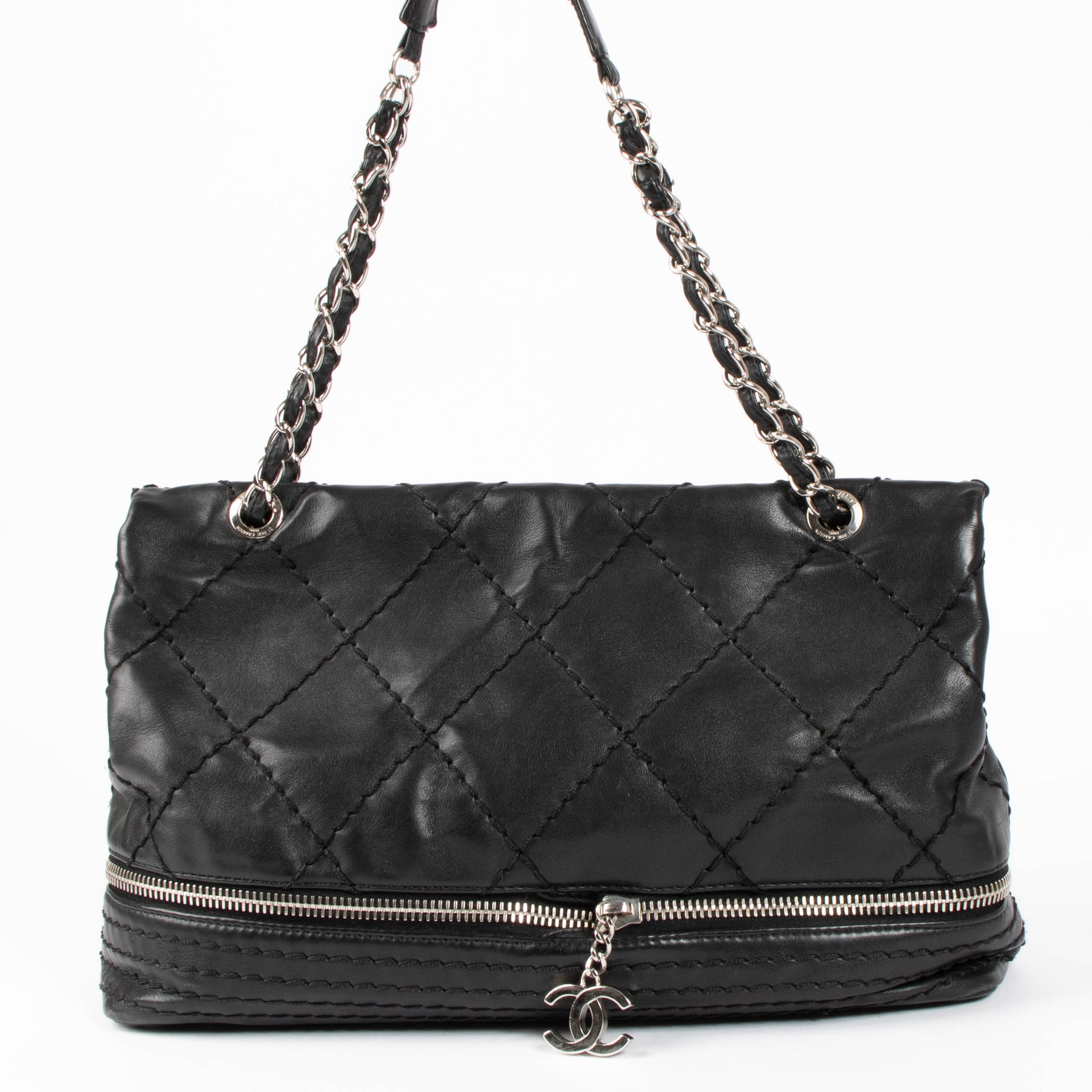 Shop this authentic Chanel Black Stitched Expandable Shoulder Bag pre-loved on Labellov.com 