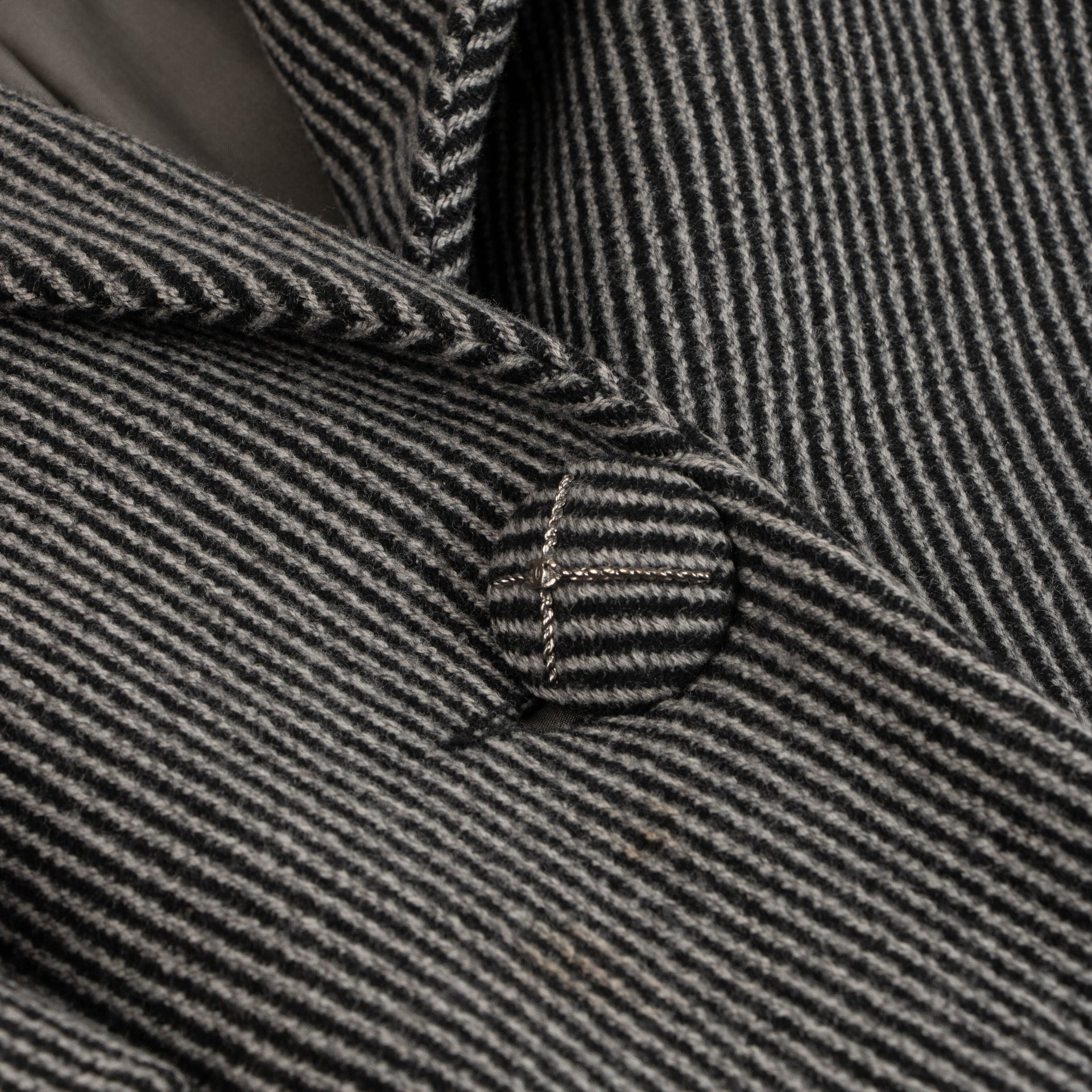 Chanel 07A Grey Coat - Size 40