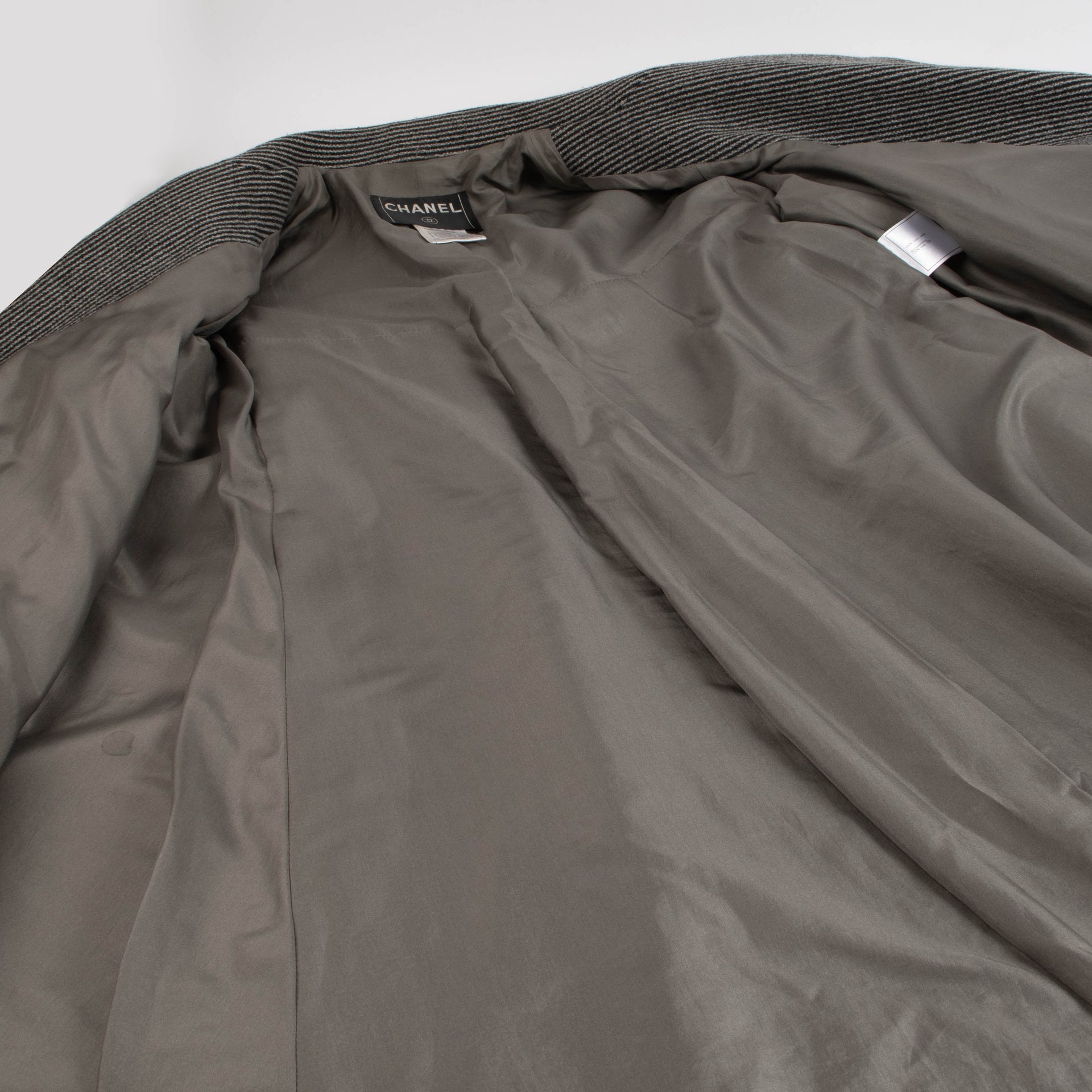 Chanel 07A Grey Coat - Size 40