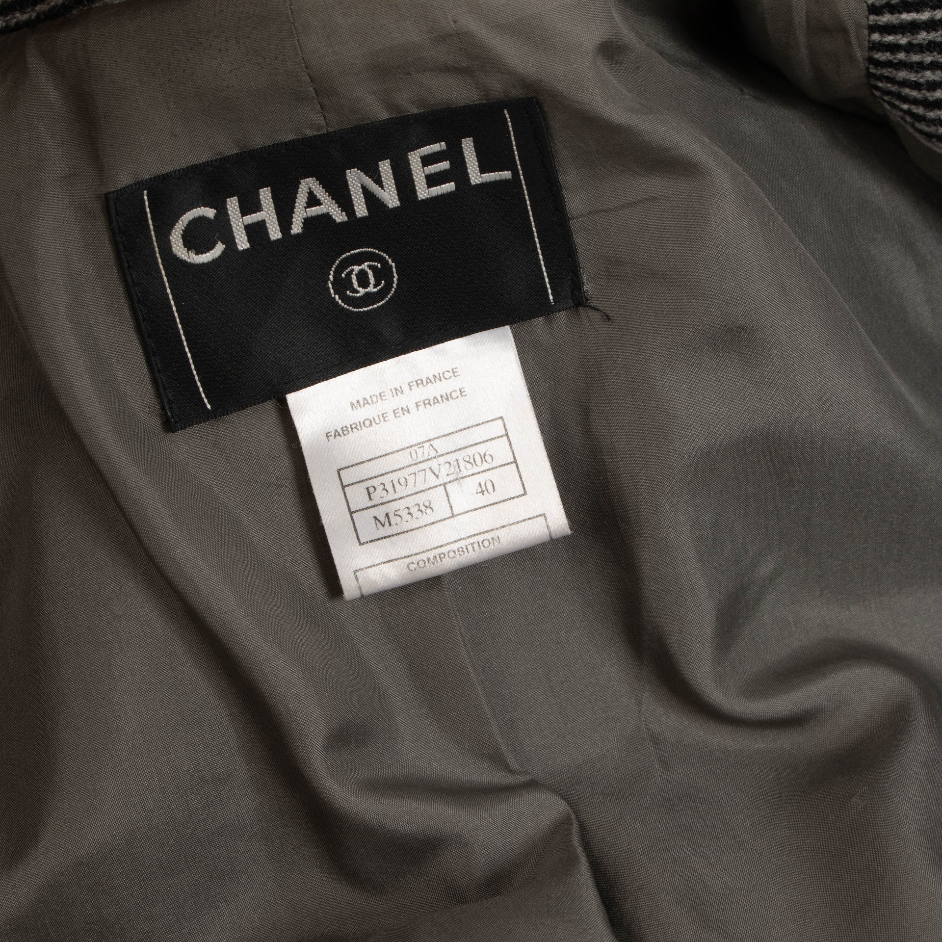 Chanel 07A Grey Coat - Size 40