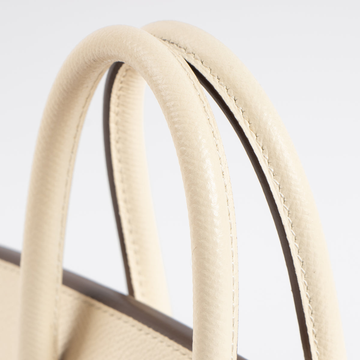 Shop the authentic Hermes Birkin 25 Nata Epsom GHW on Labellov.com.