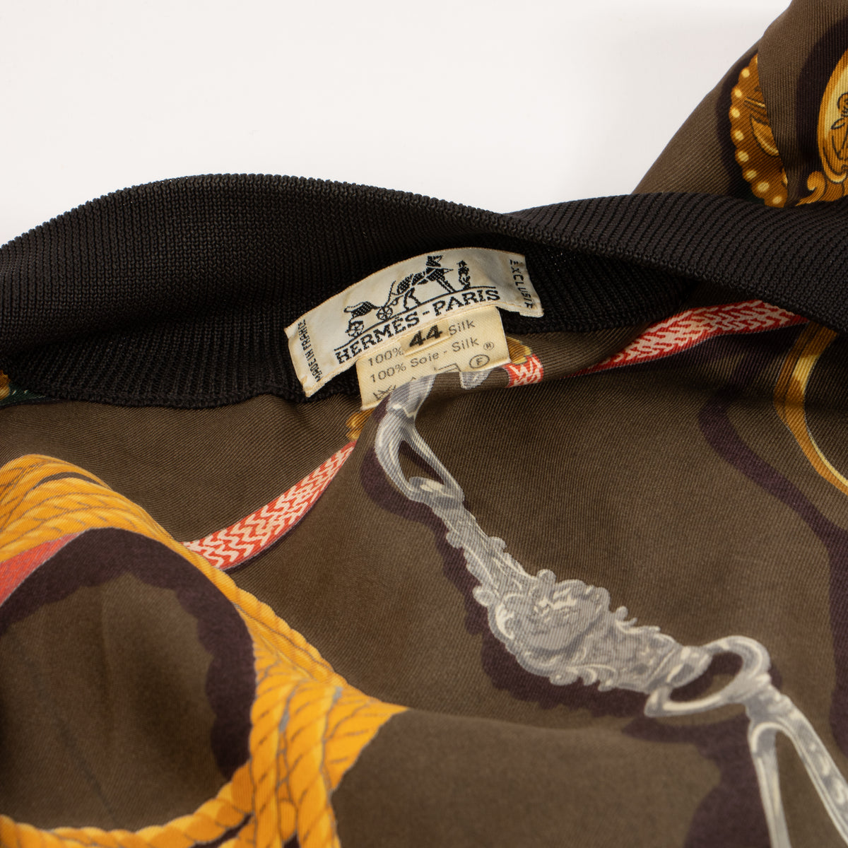 Shop this authentic Hermès Silk Memoires d'Hermès Cardigan - Size FR44 pre-loved on labellov.com