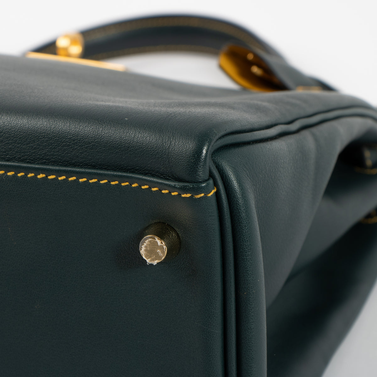 Shop this authentic Hermes HSS Kelly 32 Vert Cypress/Jaune Ambre Swift BGHW pre-loved on Labellov.com