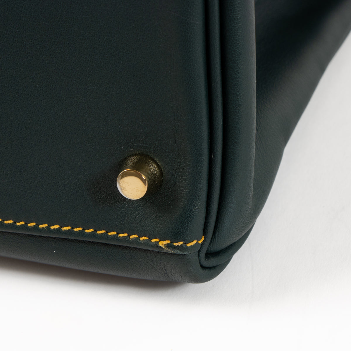 Shop this authentic Hermes HSS Kelly 32 Vert Cypress/Jaune Ambre Swift BGHW pre-loved on Labellov.com