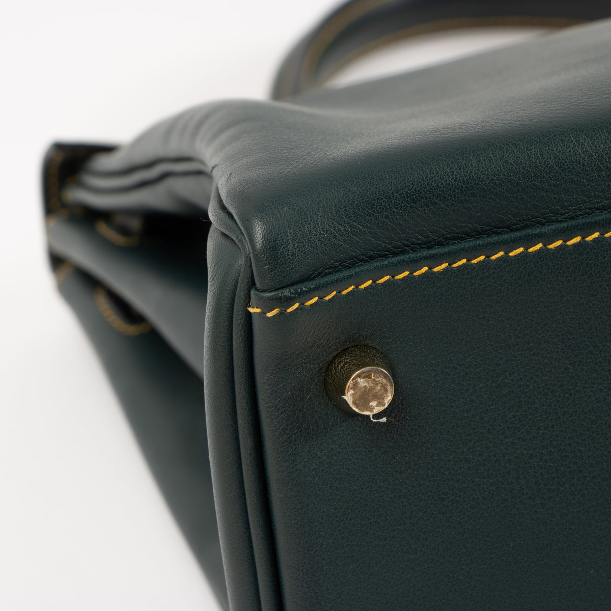 Shop this authentic Hermes HSS Kelly 32 Vert Cypress/Jaune Ambre Swift BGHW pre-loved on Labellov.com