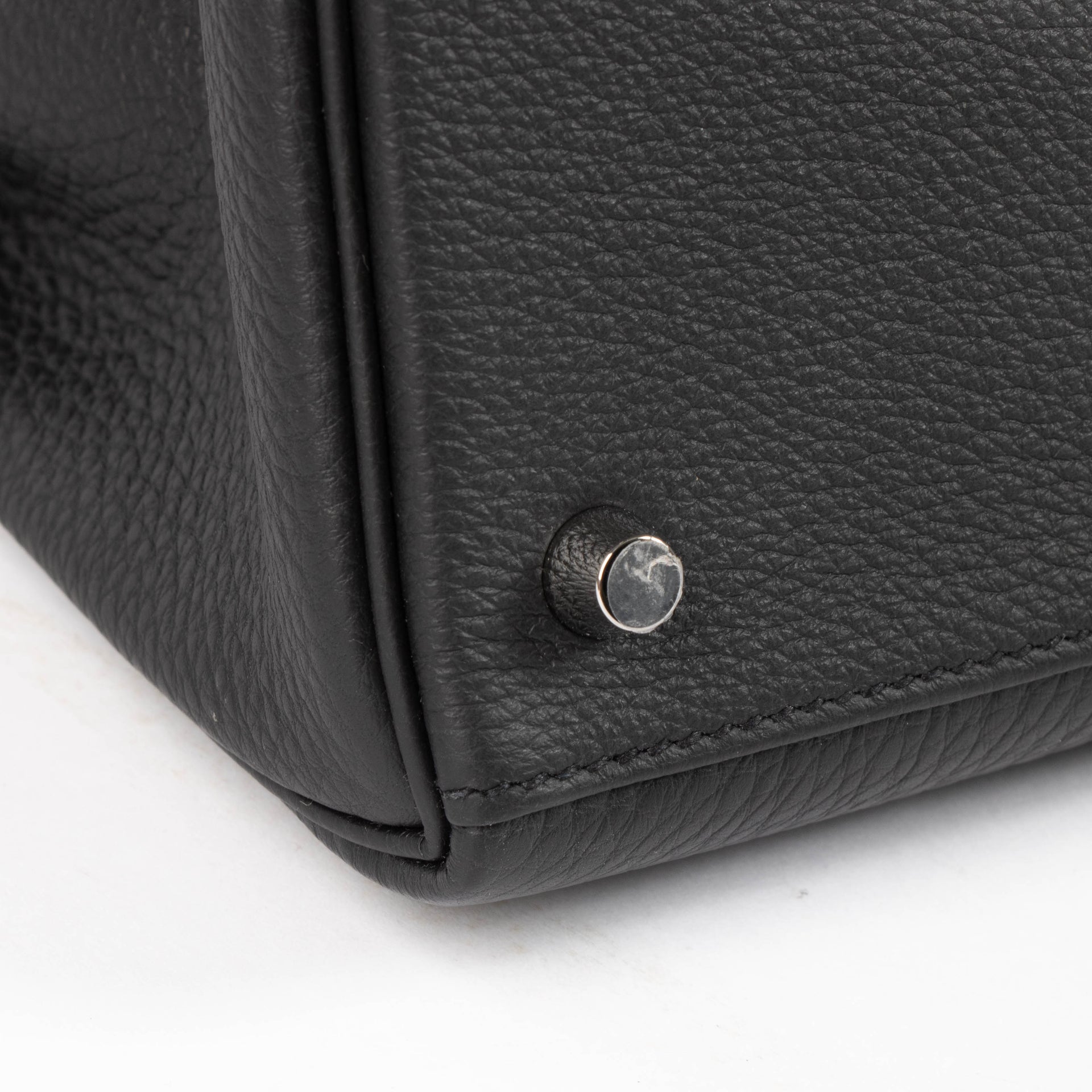 Hermès Kelly 28 Black Togo PHW