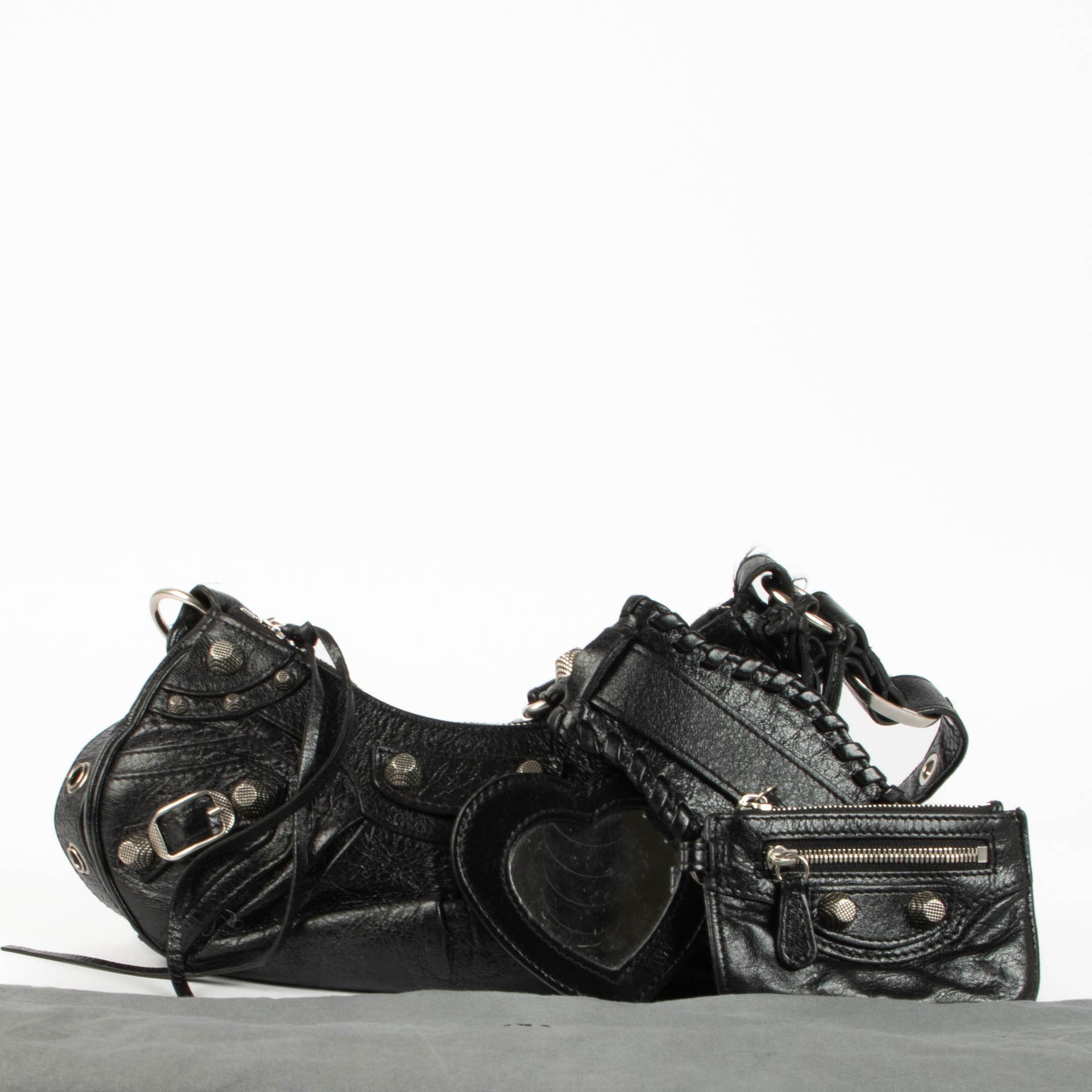 Shop this 100% authentic Balenciaga Black Arena Le Cagole XS Bag at Labellov.com.