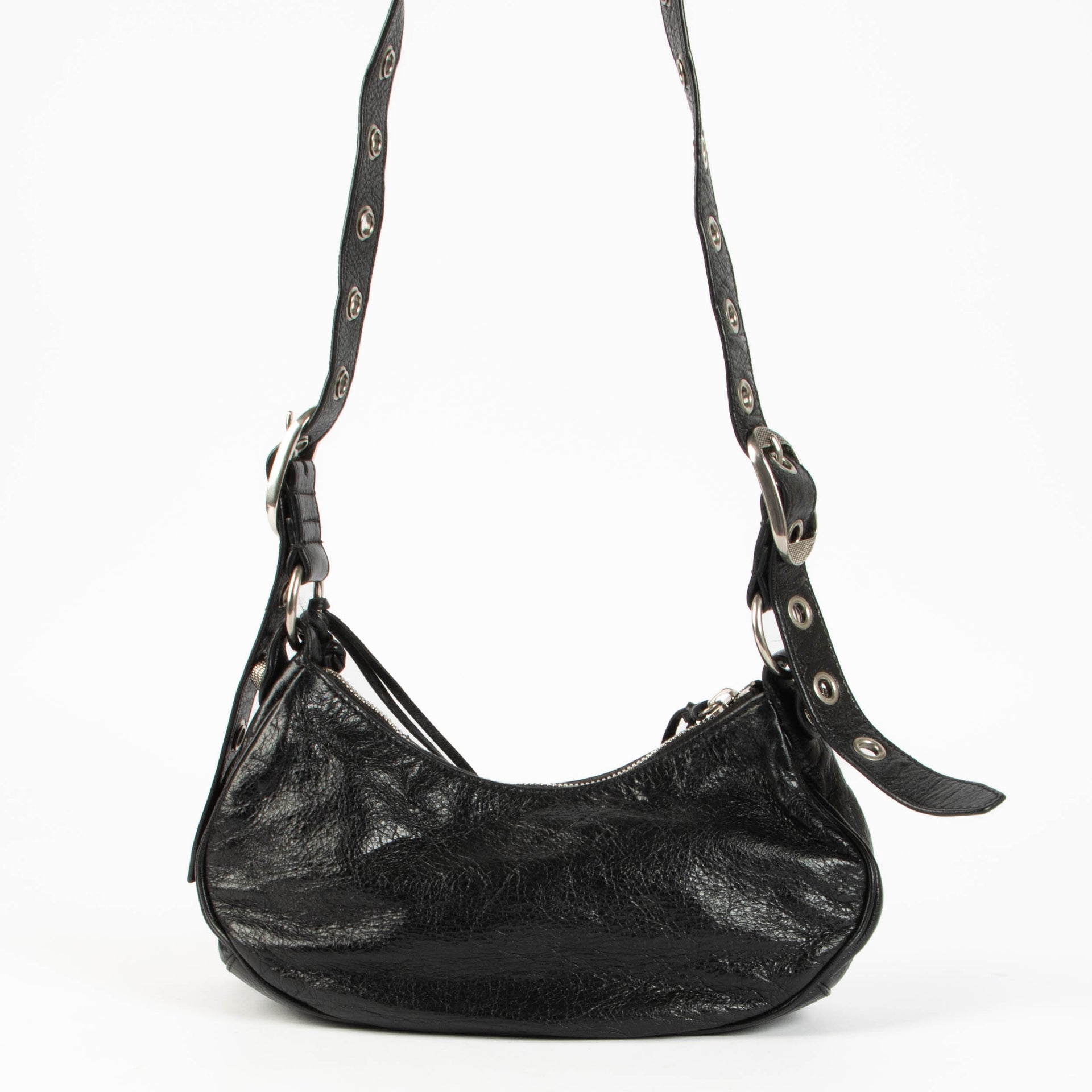 Shop this 100% authentic Balenciaga Black Arena Le Cagole XS Bag at Labellov.com.
