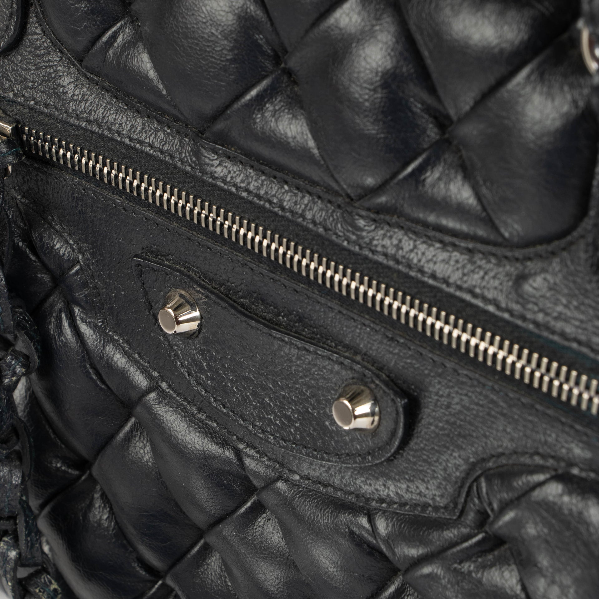 Shop the authentic Balenciaga Blue Leather Quilted Plombe Shoulder Bag second hand on Labellov.com