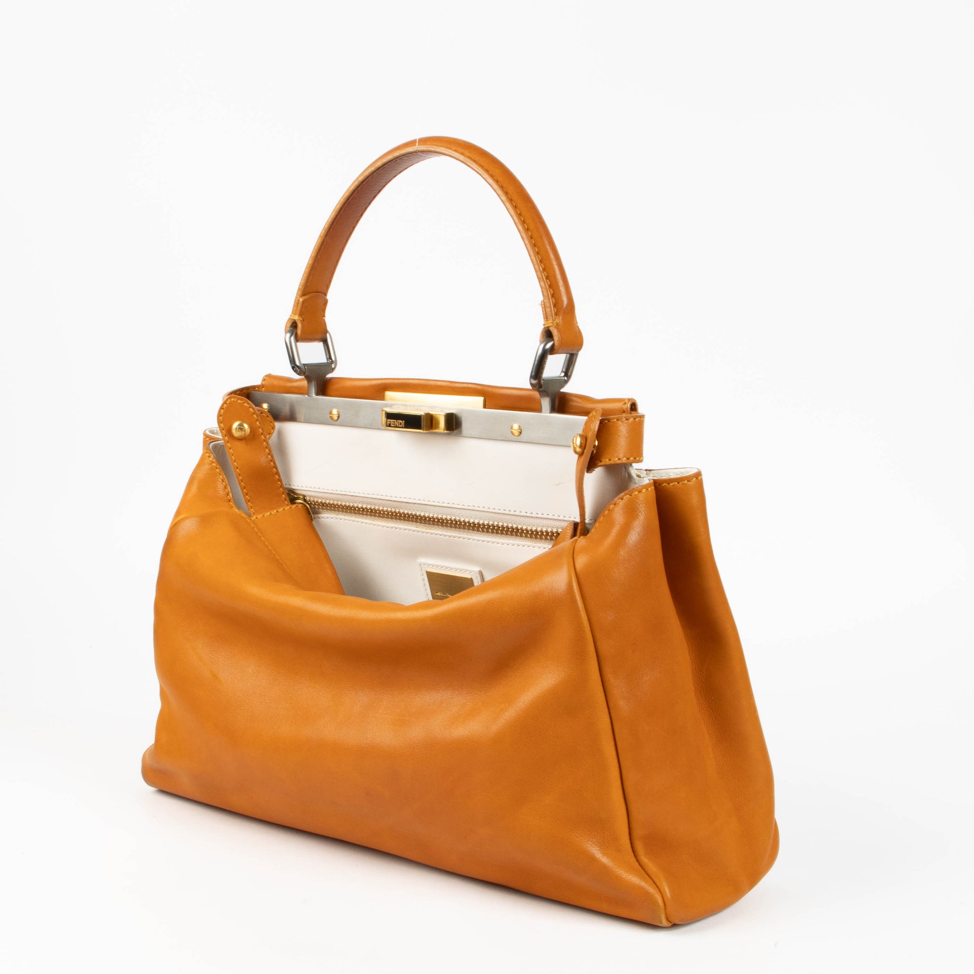 Shop the authentic Fendi Orange Peekaboo second hand on Labellov.com