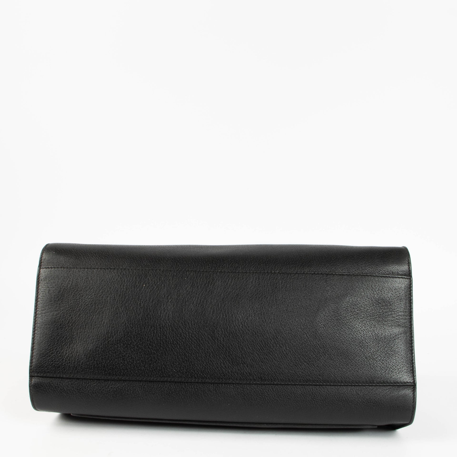 Shop this 100% authentic Gucci Black Crystal Butterfly Large Linea Totem Bag at Labellov.com