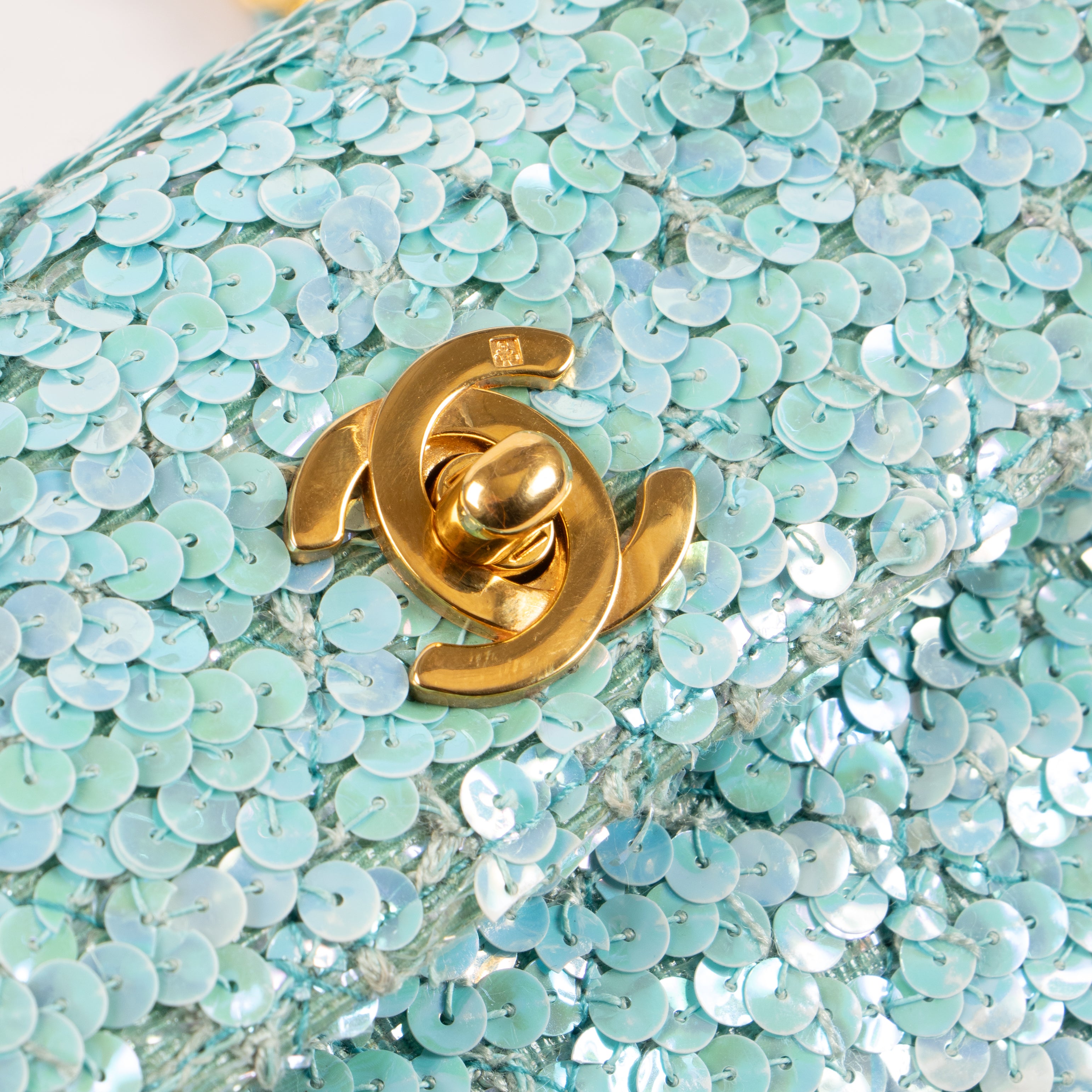 Chanel 1980s Blue Sequin Micro Flap Bag – Labellov