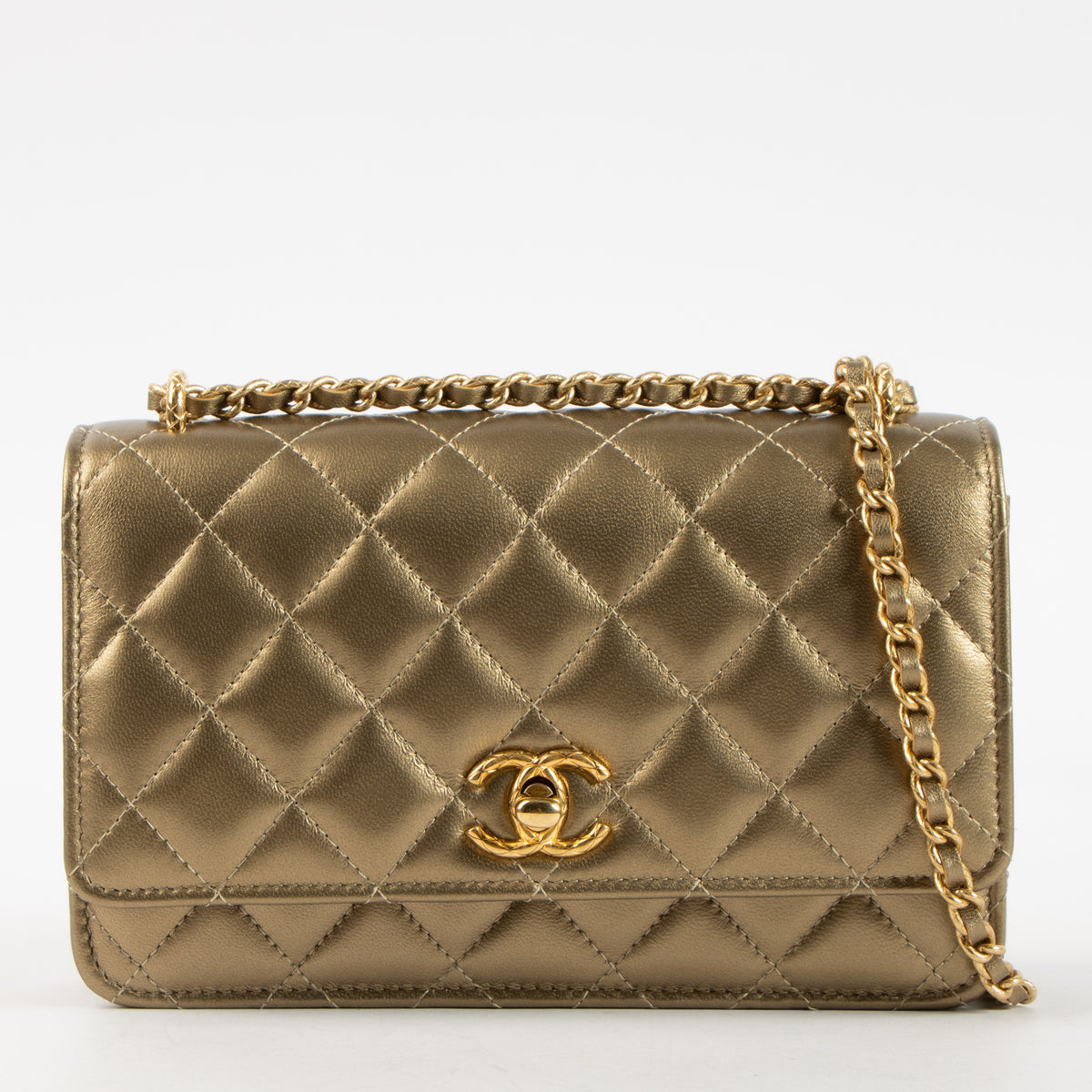 Shop this authentic Chanel Gold Lambskin Wallet On Chain pre-loved on Labellov.com