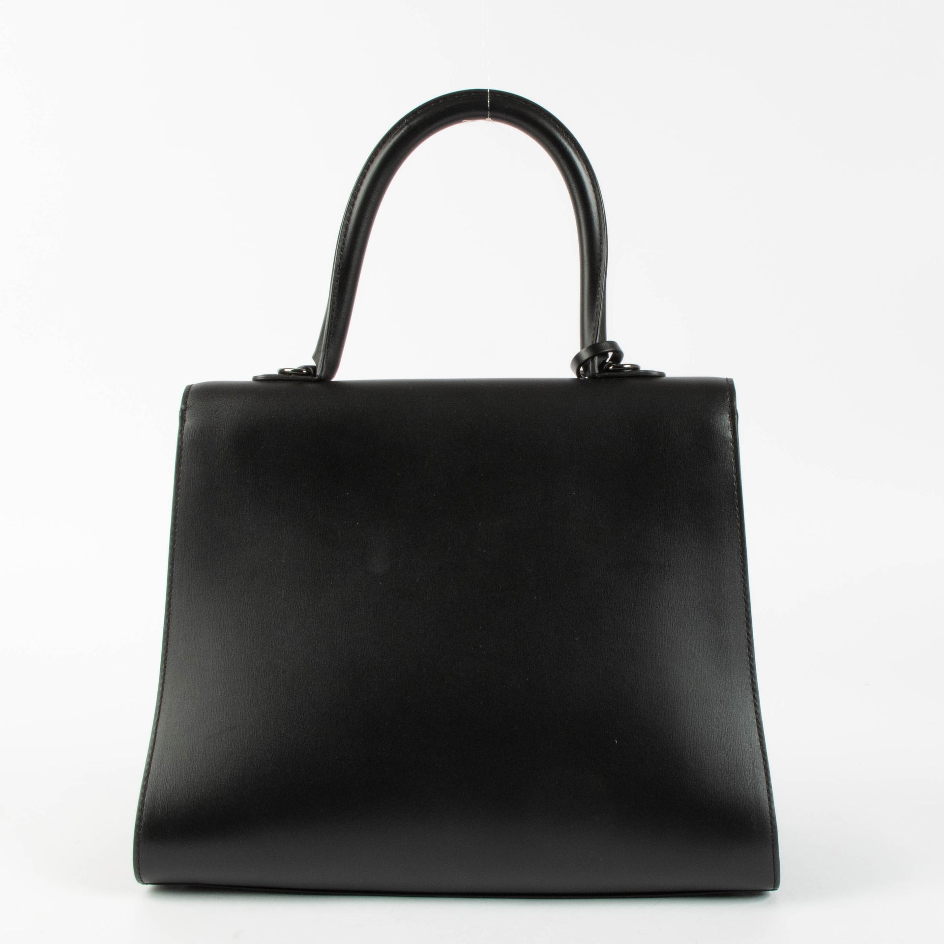 Shop this authentic Delvaux So Black Box Calf Brillant MM pre-loved on Labellov.com 