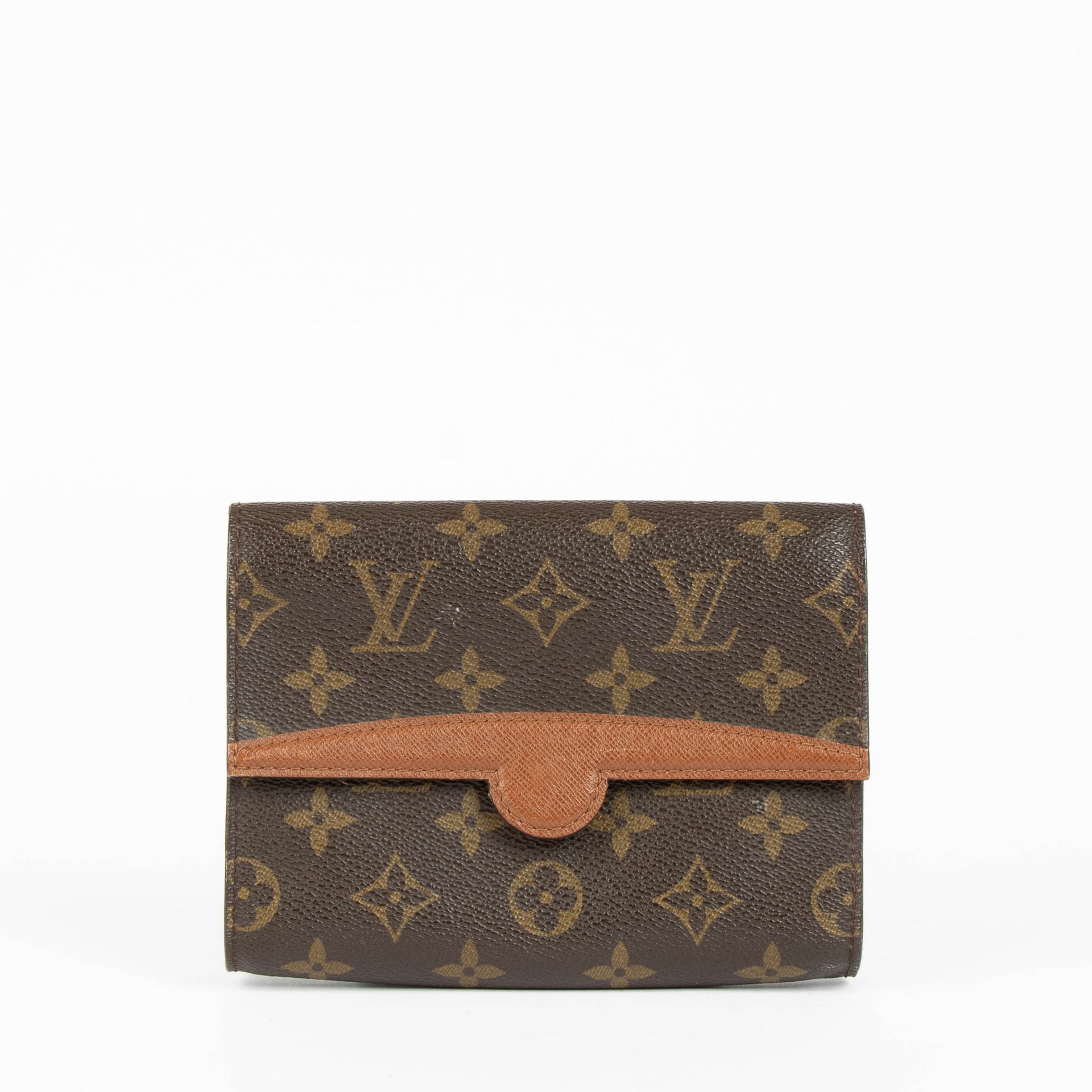 Shop this authentic Louis Vuitton Monogram Arche Wallet pre-loved on Labellov.com 